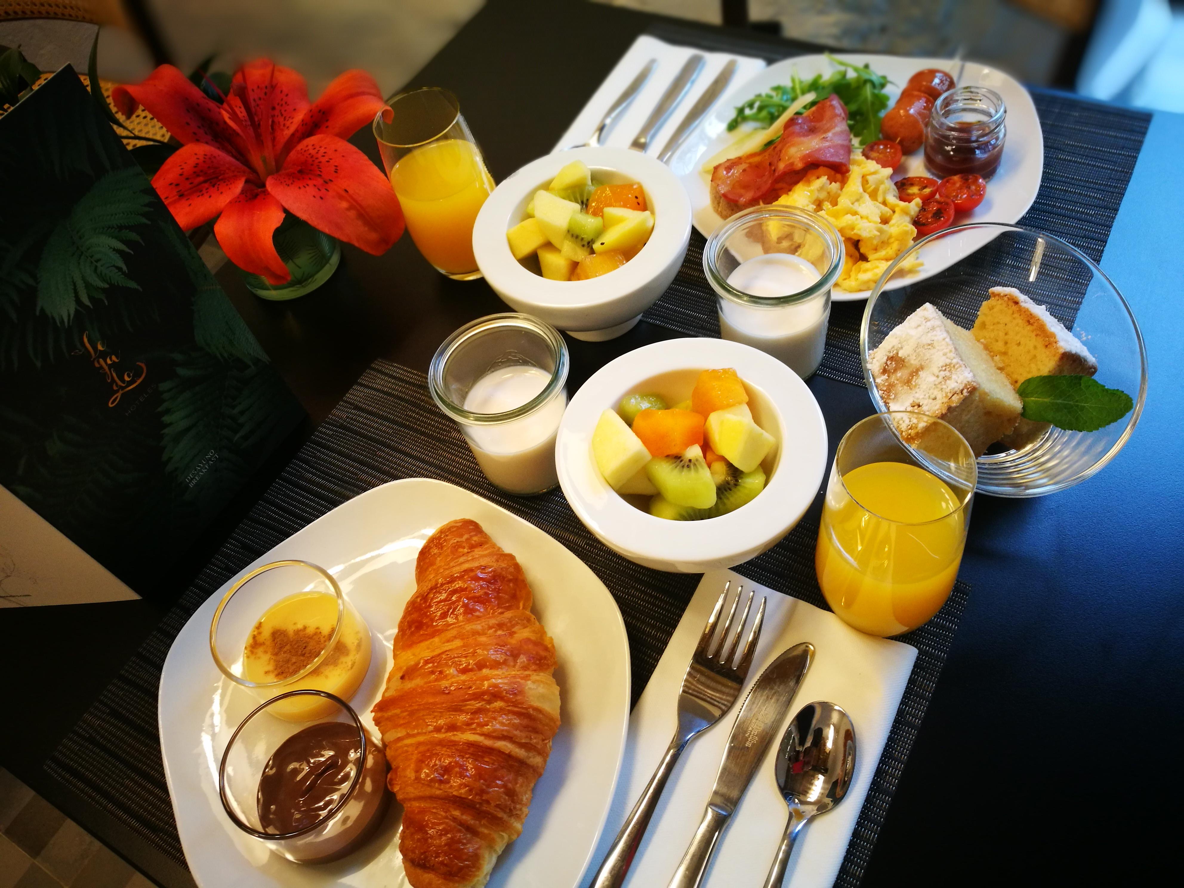 Hotel Legado Alcazar (Adults Only) Севилья Экстерьер фото