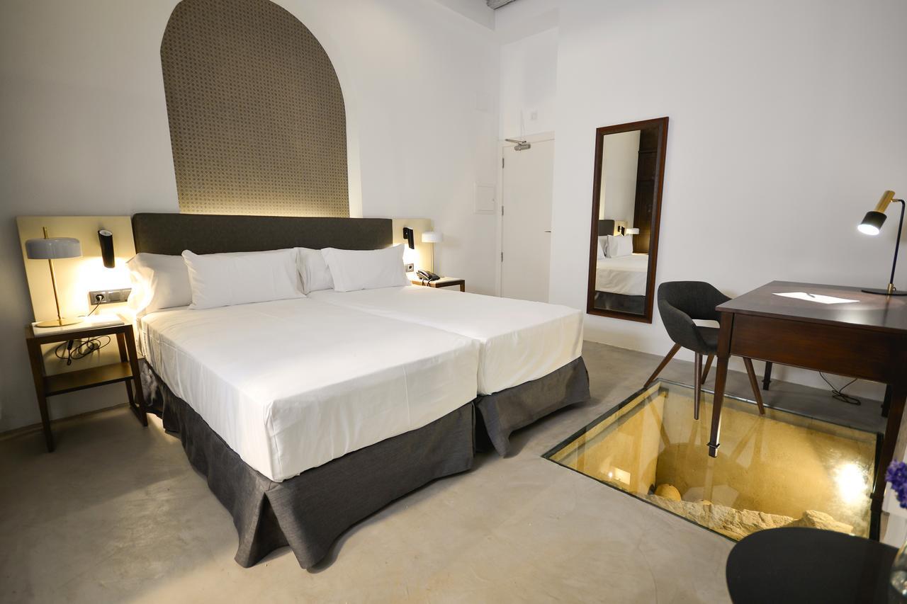 Hotel Legado Alcazar (Adults Only) Севилья Экстерьер фото