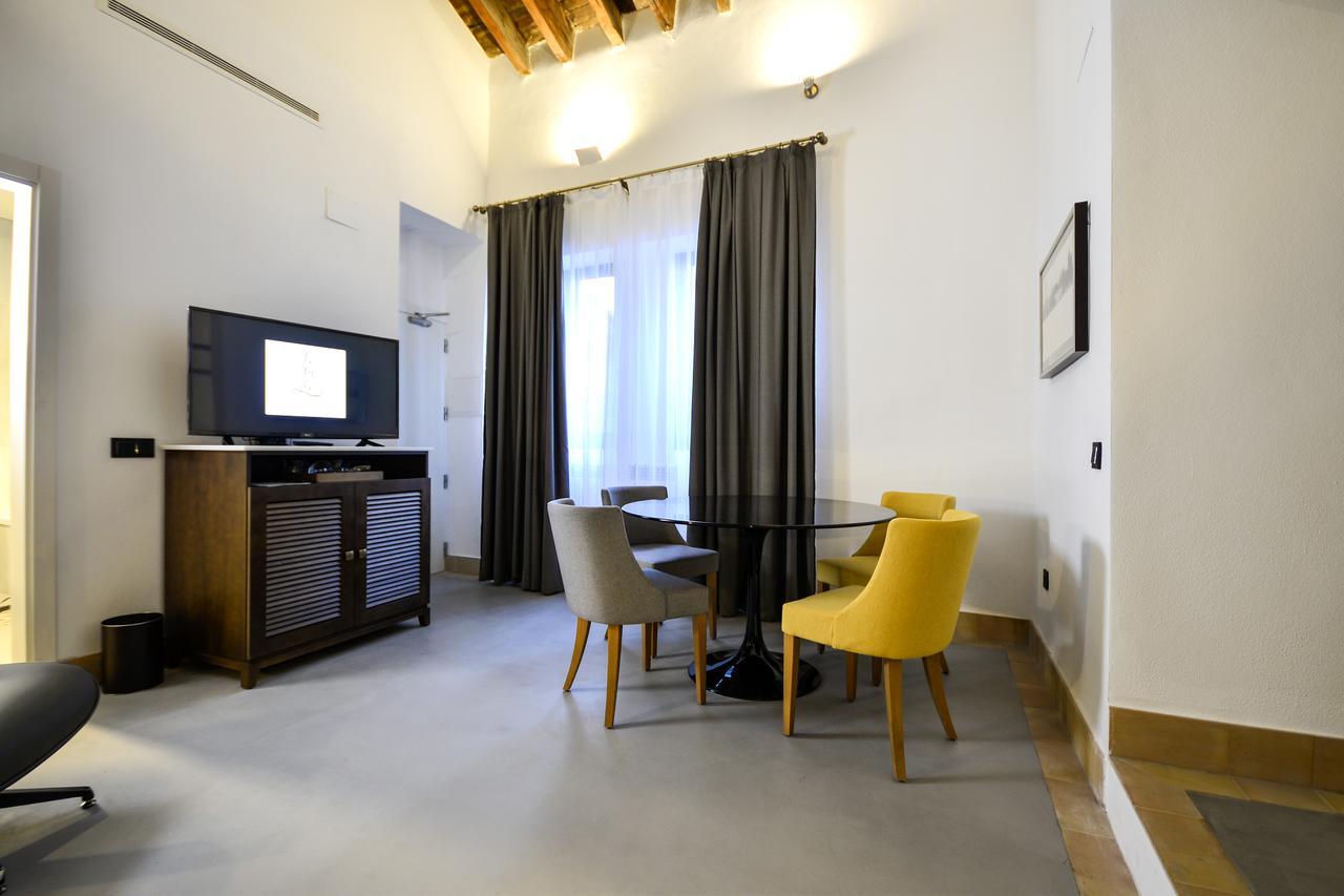 Hotel Legado Alcazar (Adults Only) Севилья Экстерьер фото