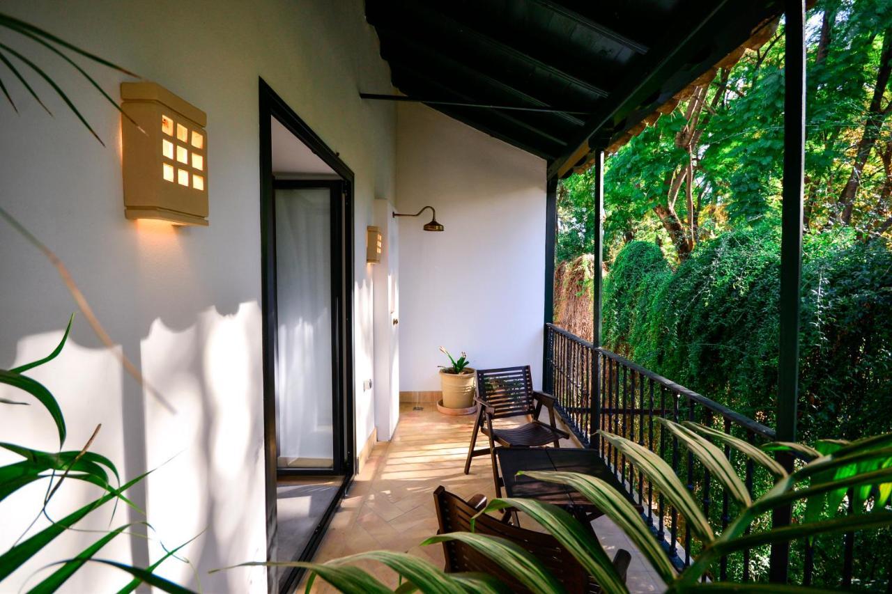 Hotel Legado Alcazar (Adults Only) Севилья Экстерьер фото